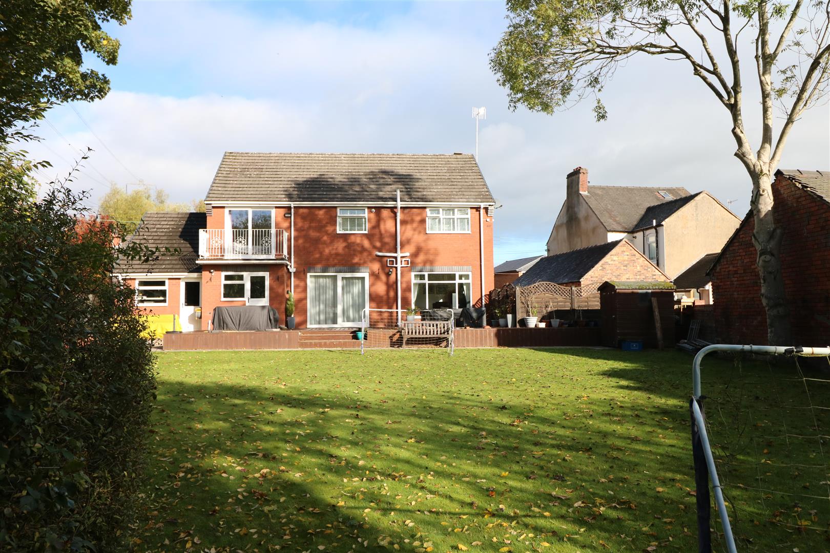 4 bed property in Millrise Road, Stoke-On-Trent